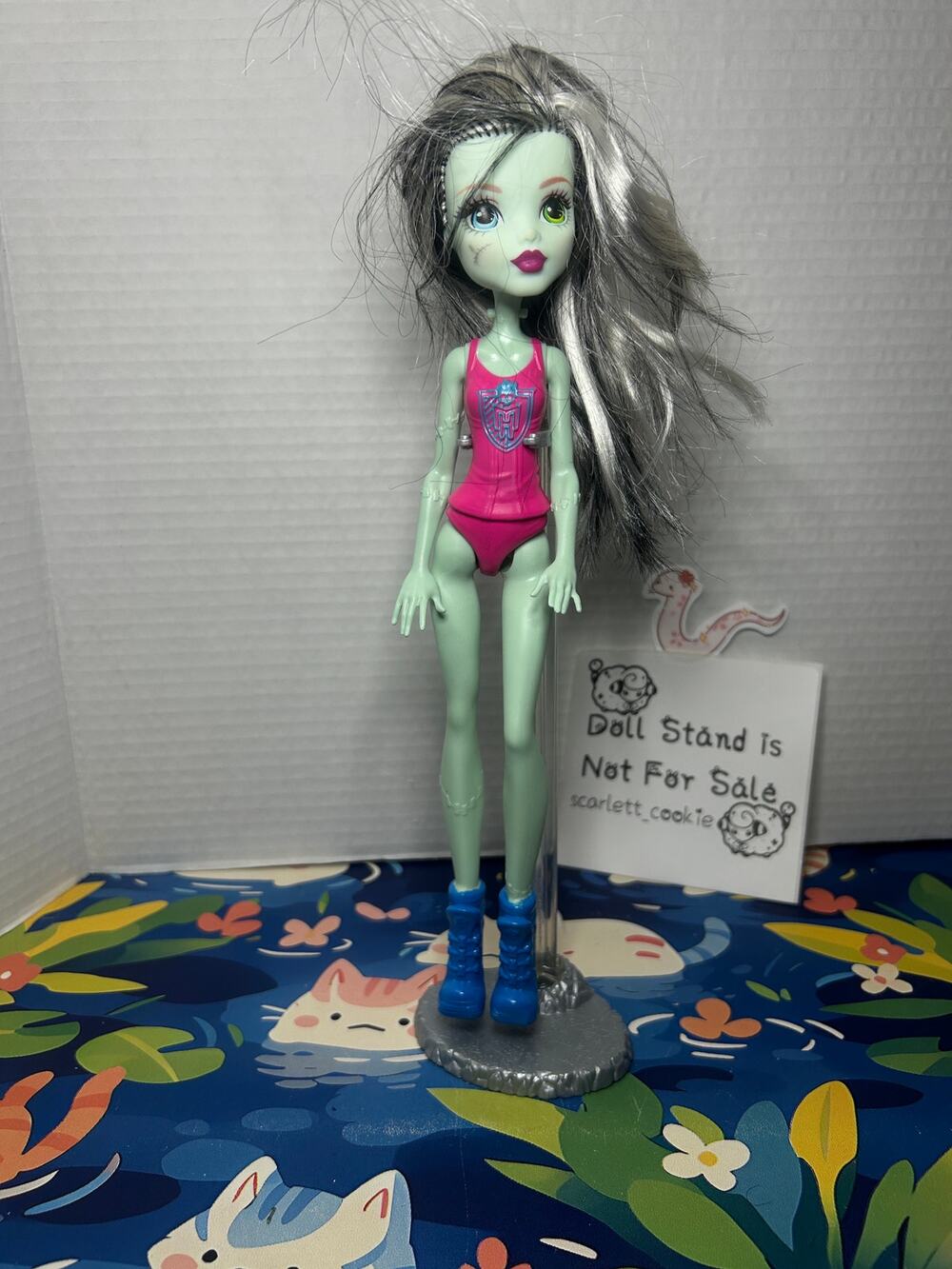 Copied - Monster High FRANKIE STEIN Swimsuit Pink Doll #82